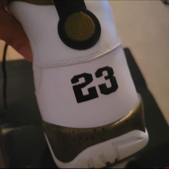 Air Jordan 9 retro main image 5